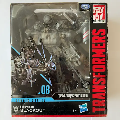 transformers-studio-series-08-blackout-orionprimetoys